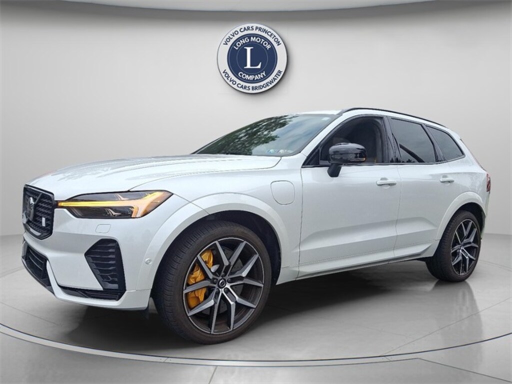 Certified 2024 Volvo XC60 plug-in hybrid T8 Polestar Engineered SUV
