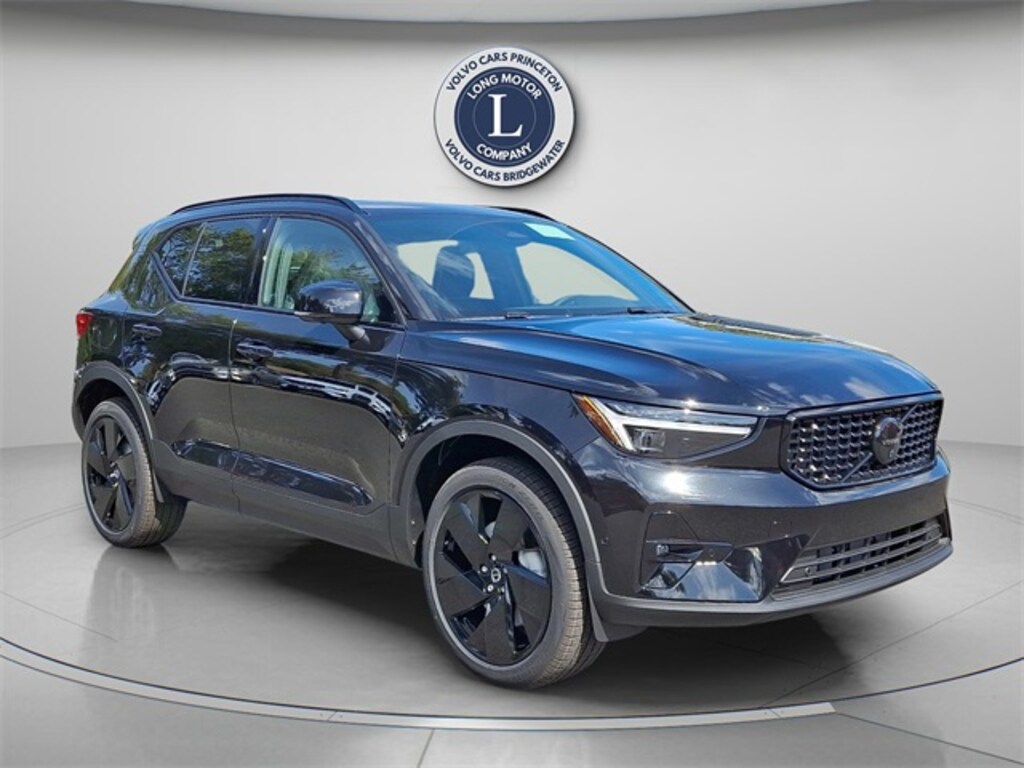 New 2026 Volvo XC40 B5 Ultra Black Edition SUV