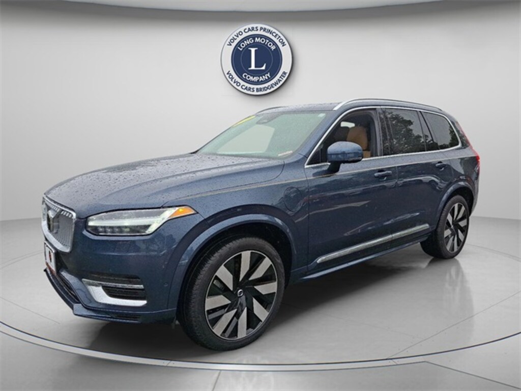 Certified 2024 Volvo XC90 plug-in hybrid T8 Ultimate Bright 7-Seater SUV