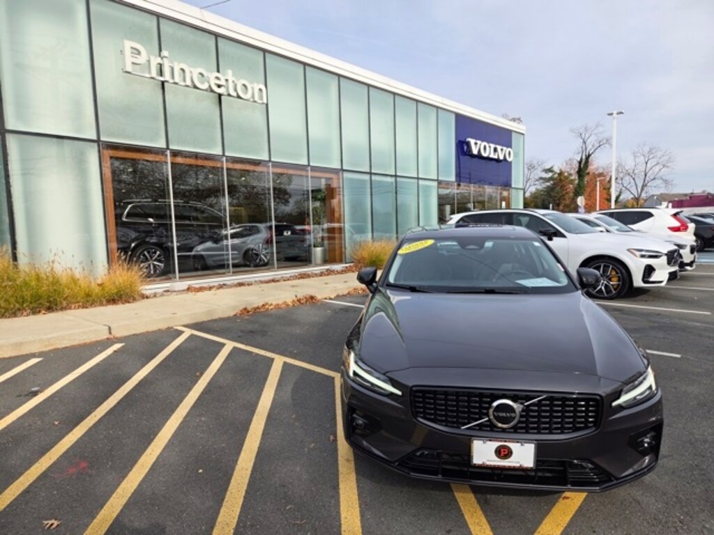 Certified 2025 Volvo S60 B5 Core Sedan