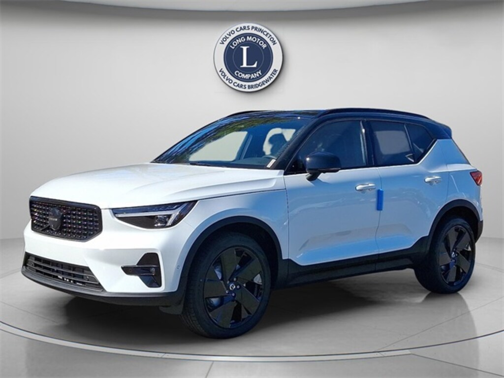 New 2026 Volvo XC40 B5 Ultra Black Edition SUV