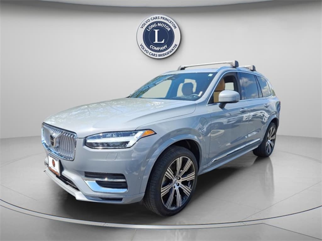 Certified 2024 Volvo XC90 plug-in hybrid T8 Ultimate Bright 7-Seater SUV