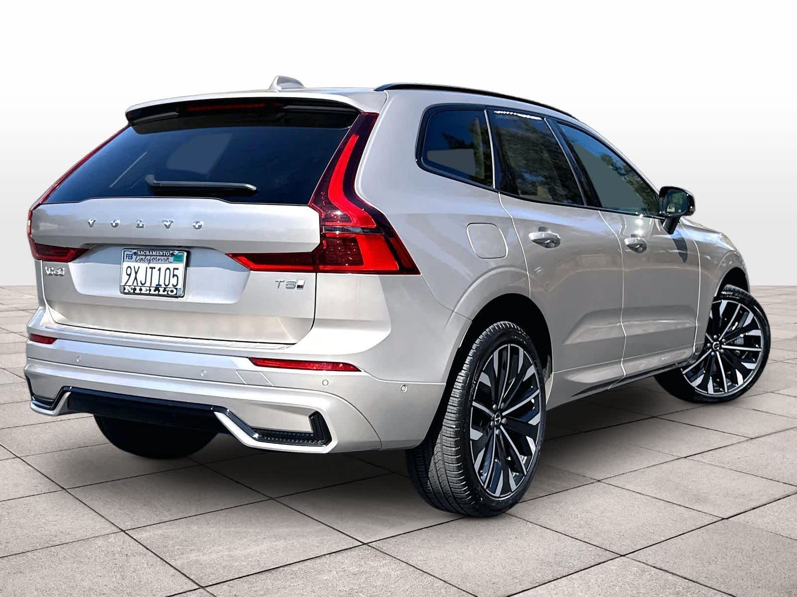 2026 Volvo XC60 Ultra - Photo 13