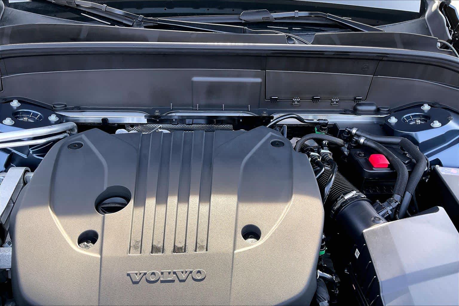 2025 Volvo XC90 Core - Photo 11