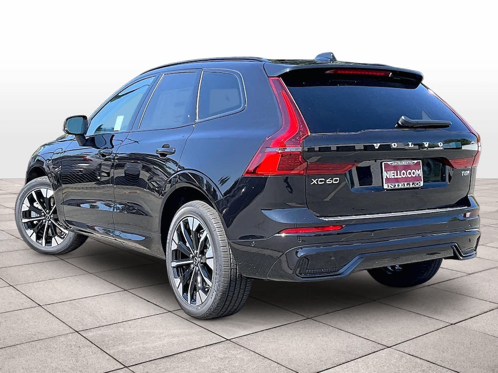 New 2026 Volvo XC60 plug-in hybrid T8 Plus SUV