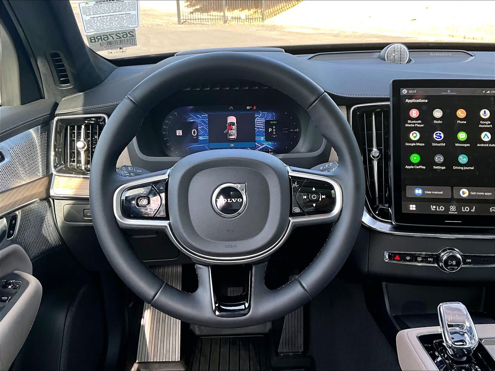 2026 Volvo XC90 Plug-In Hybrid Ultra photo 5