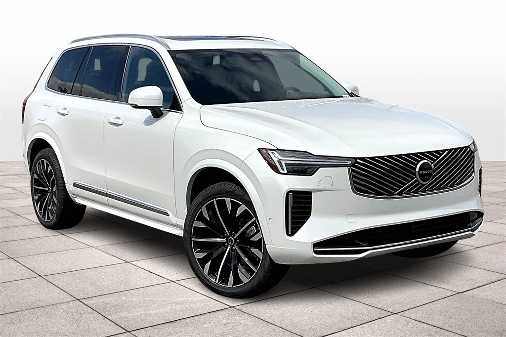 2025 Volvo XC90 Plus photo 2