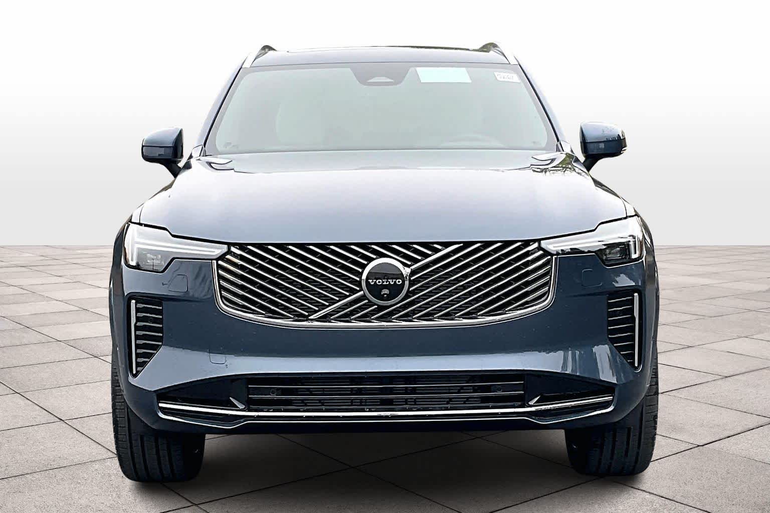 2026 Volvo XC90 B6 Plus 7-Seater photo 4