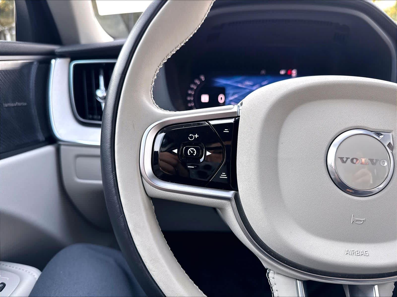 2026 Volvo XC60 Ultra - Photo 18