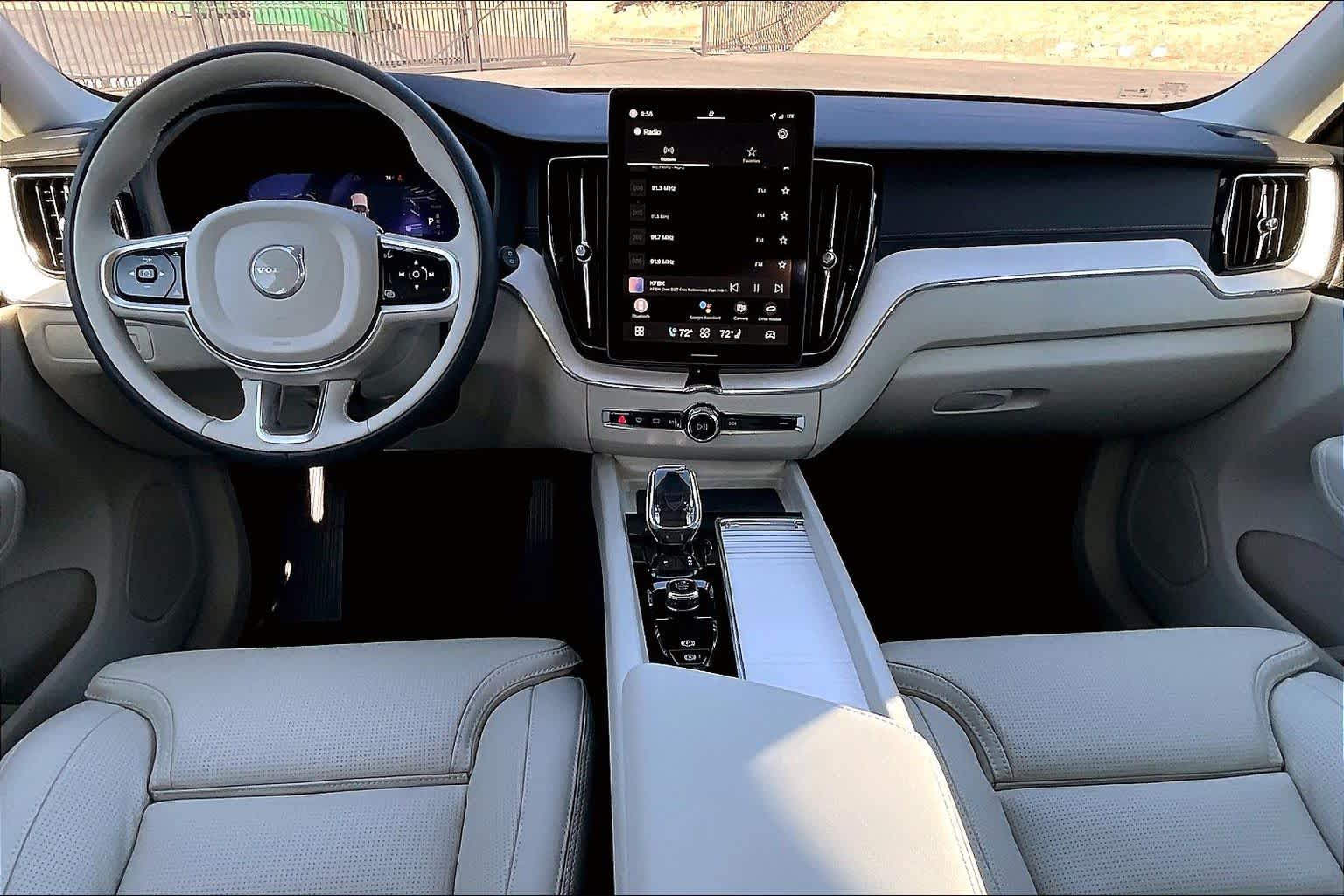 2026 Volvo XC60 plug-in hybrid T8 Ultra photo 6