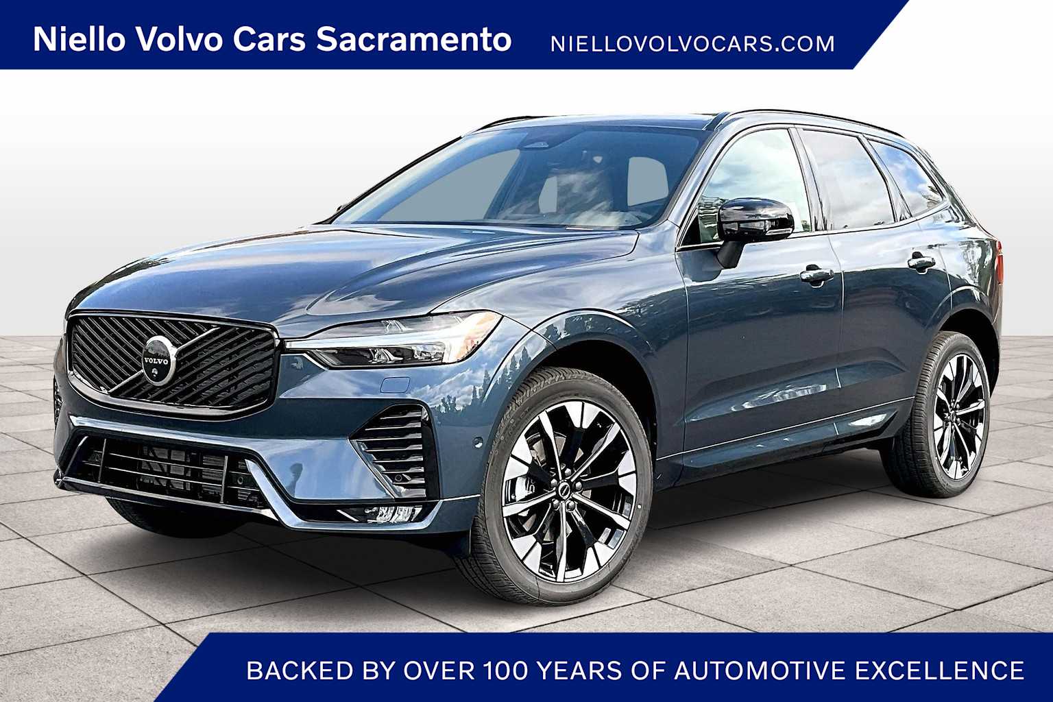 2026 Volvo XC60 Plus's photo
