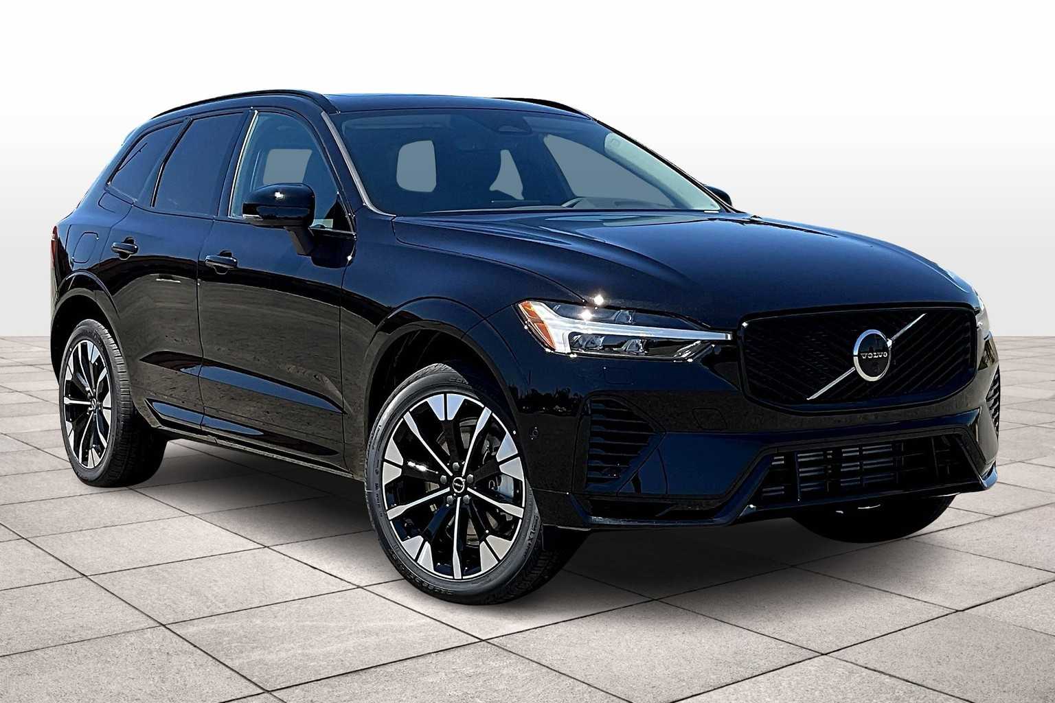 2026 Volvo XC60 Hybrid T8 Plus photo 2