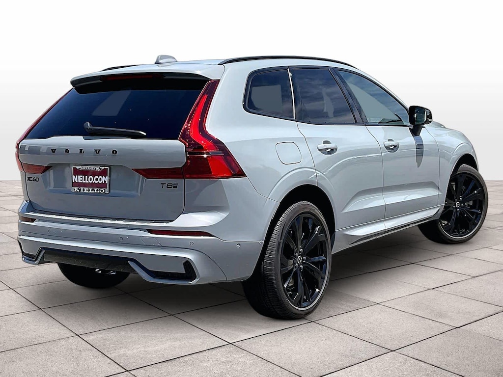 New 2026 Volvo XC60 plug-in hybrid T8 Ultra Black Edition SUV