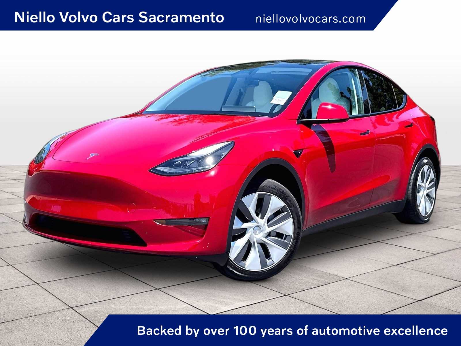 2023 Tesla Model Y Long Range Dual Motor All-Wheel Drive's photo