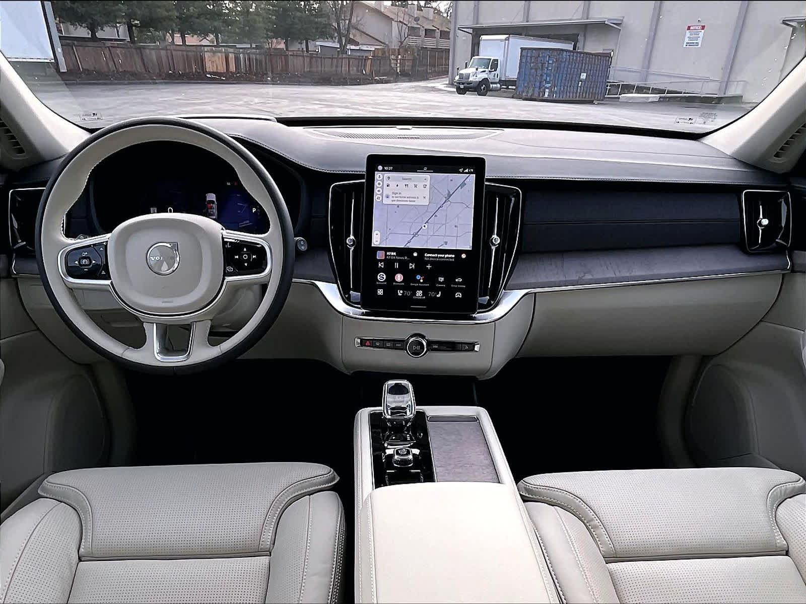 2026 Volvo XC90 plug-in hybrid T8 Ultra 7-Seater photo 6