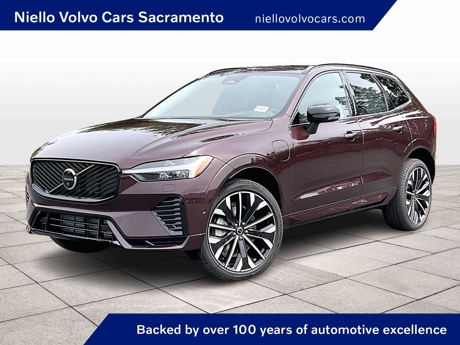 2026 Volvo XC60 T8 Ultra Dark AWD's photo