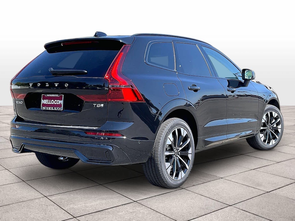 New 2026 Volvo XC60 plug-in hybrid T8 Plus SUV