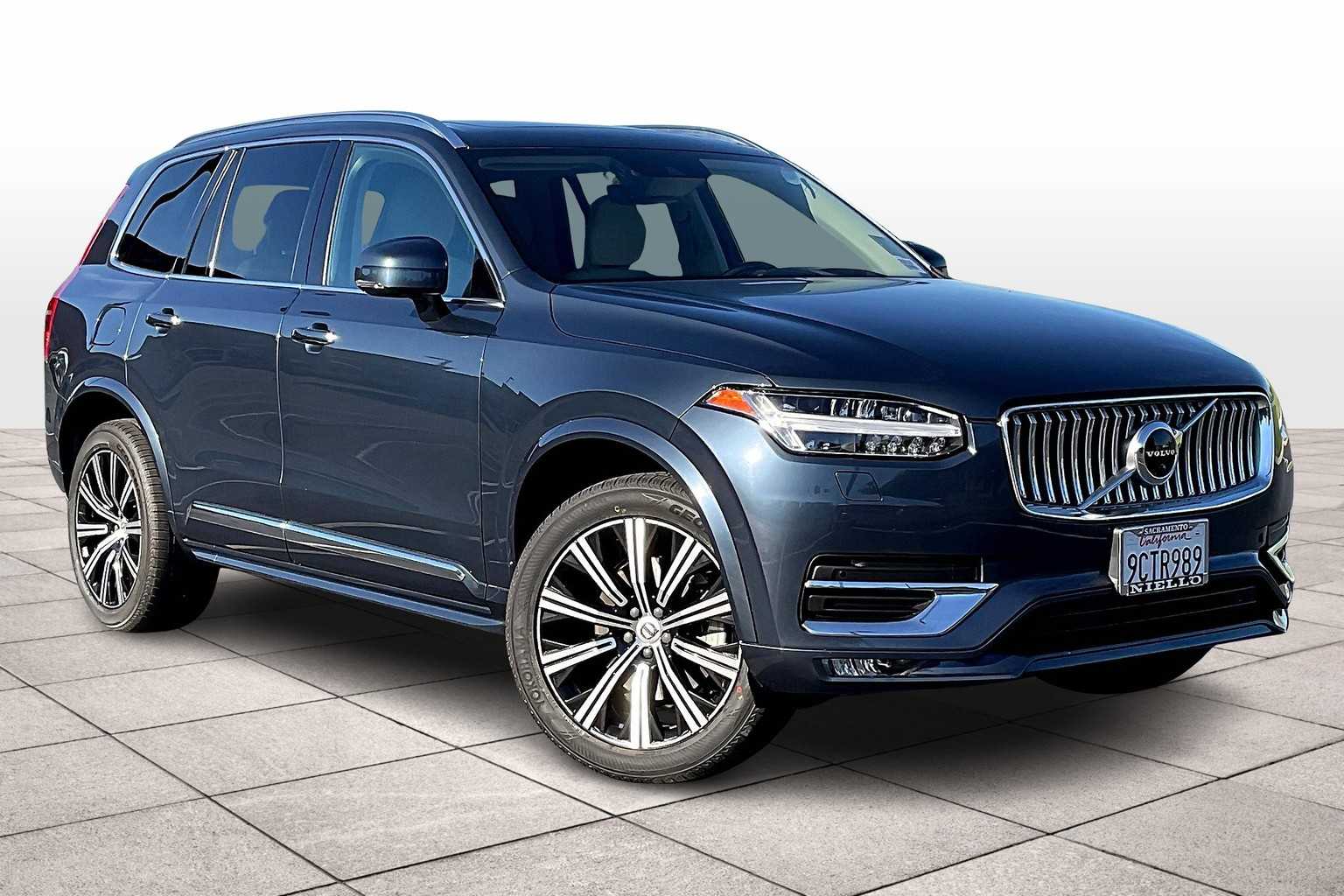 2022 Volvo XC90 Inscription T6 AWD photo 2