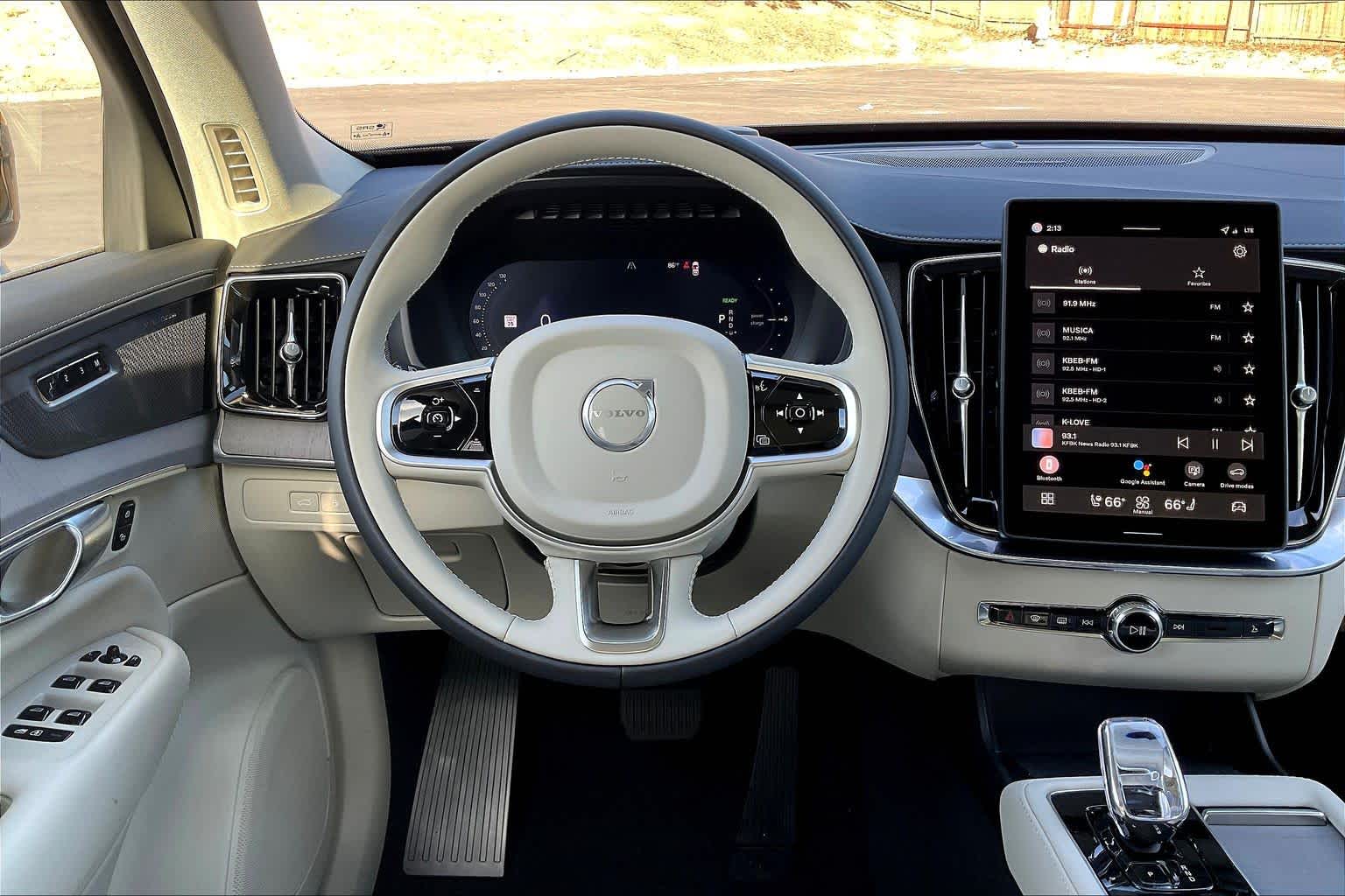 2026 Volvo XC90 Ultra - Photo 15