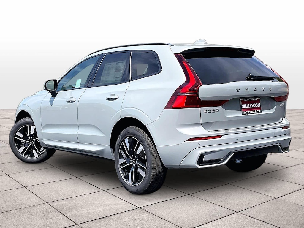 New 2027 Volvo XC60 B5 Core SUV