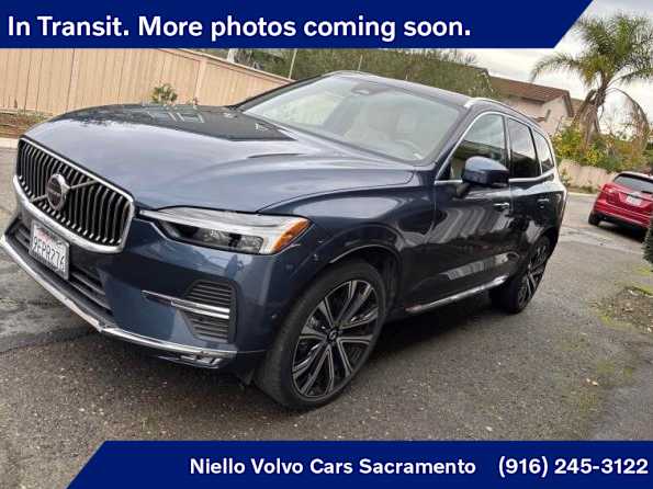 2023 Volvo XC60 Ultimate's photo