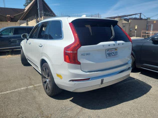 2022 Volvo XC90 Recharge Inscription T8 photo 2