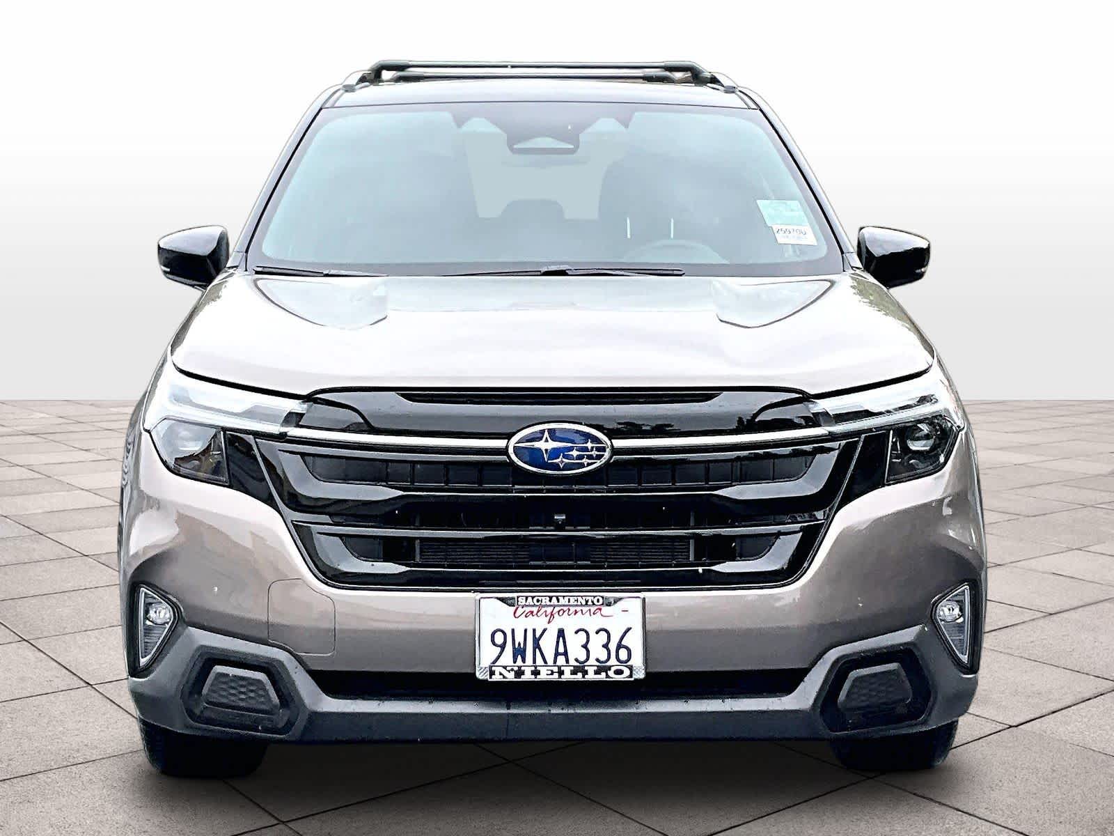 2025 Subaru Forester Touring Hybrid photo 2