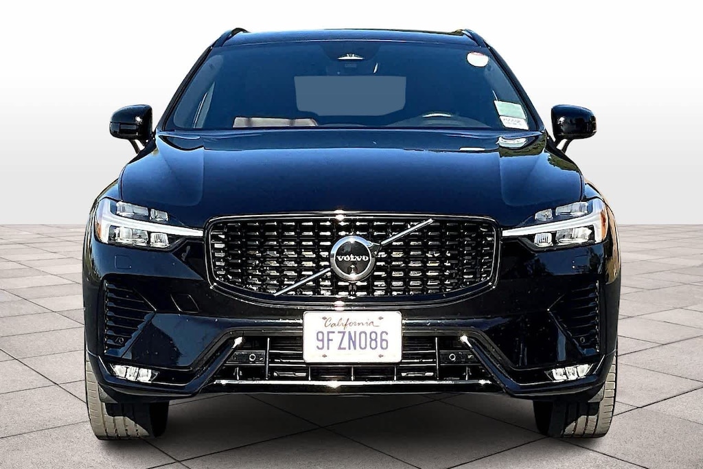 Certified 2023 Volvo XC60 Plus Dark Theme B5 AWD