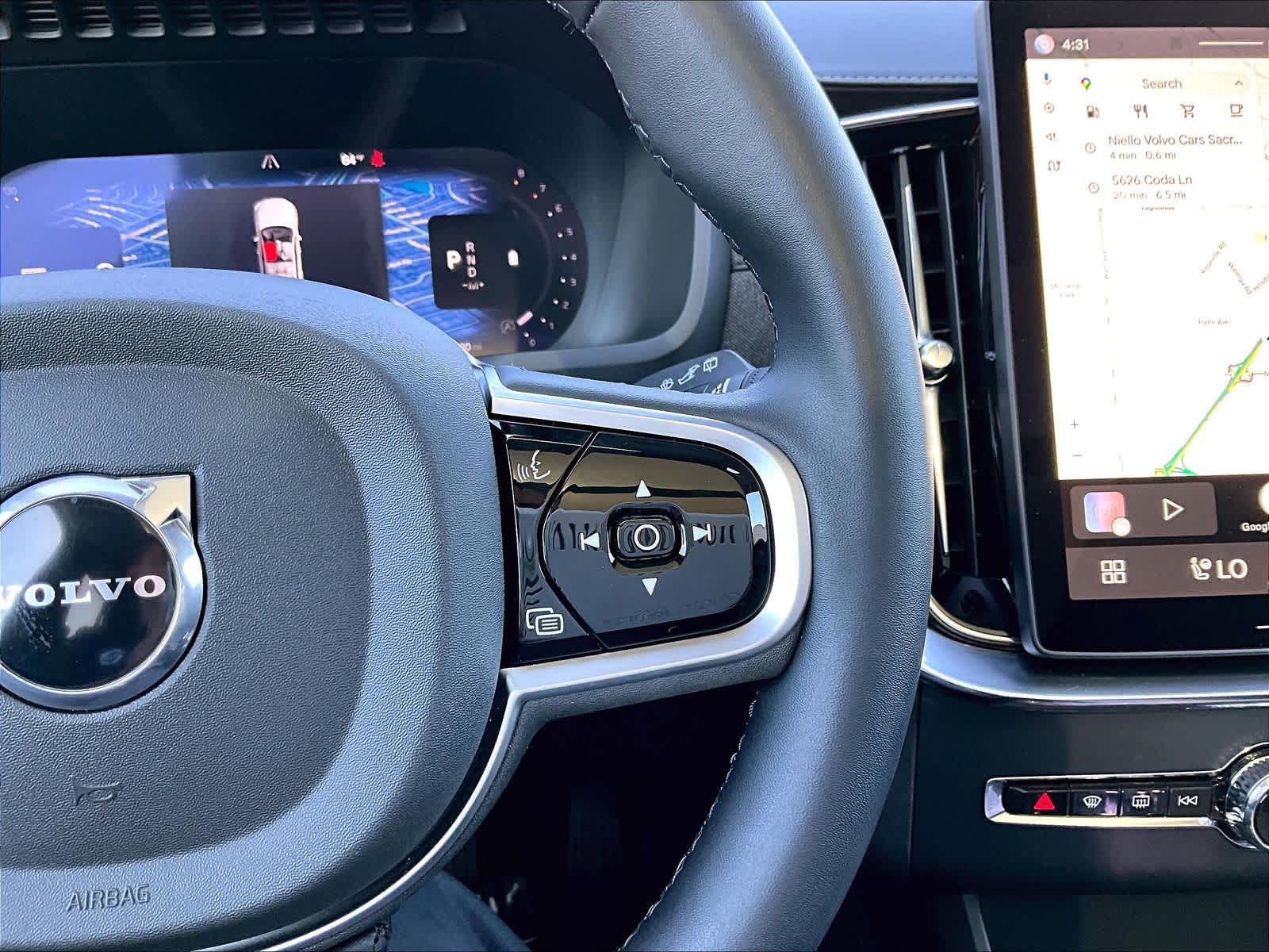 2025 Volvo XC90 Core - Photo 19