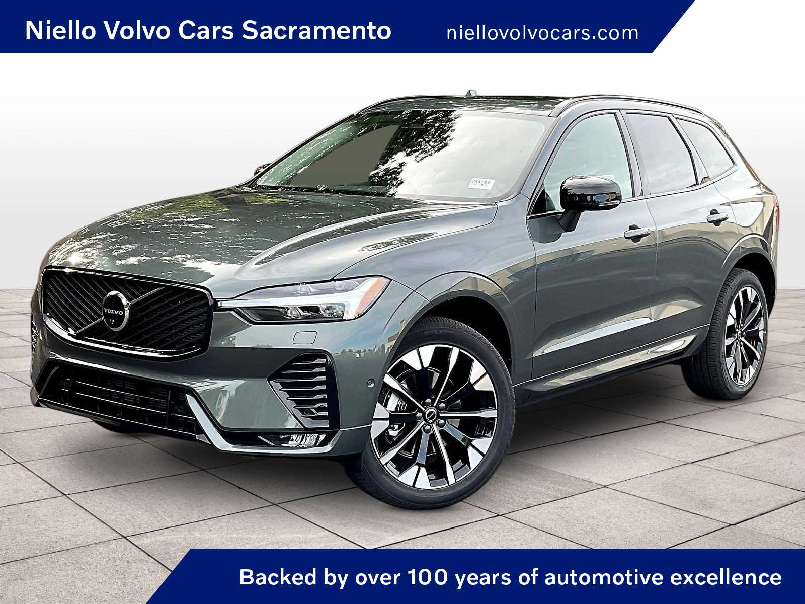 2026 Volvo XC60 B5 Plus Dark AWD's photo