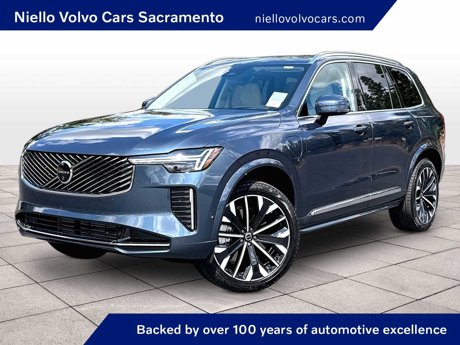 2026 Volvo XC90 T8 Recharge Ultra Bright 4WD's photo