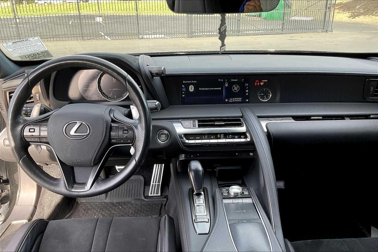2018 Lexus LC 500 photo 3