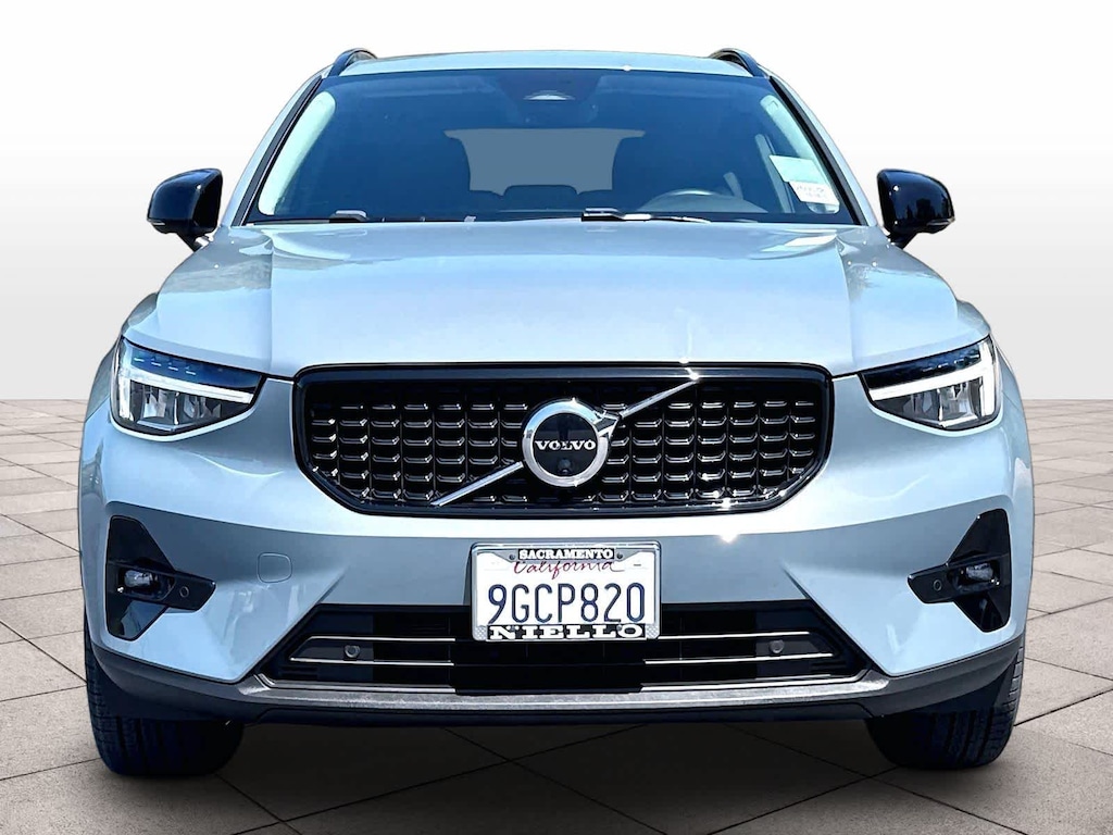 Certified 2023 Volvo XC40 Plus Dark Theme B5 AWD