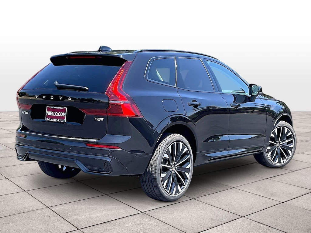 New 2026 Volvo XC60 plug-in hybrid T8 Ultra SUV