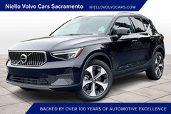 2025 Volvo XC40 B5 Core Bright Theme SUV