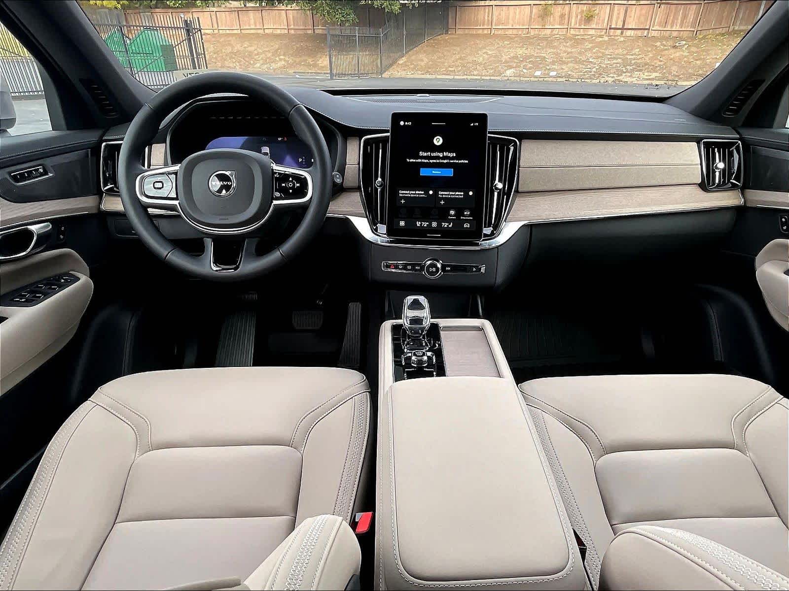 2026 Volvo XC90 B6 Plus 7-Seater photo 6