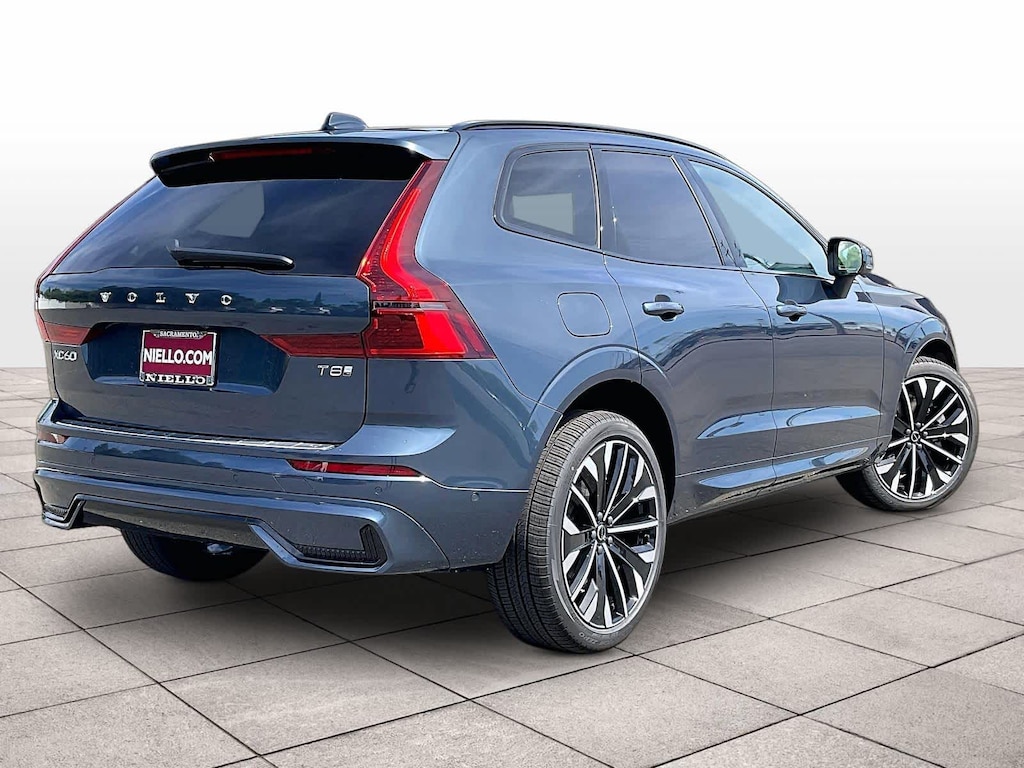 New 2026 Volvo XC60 plug-in hybrid T8 Ultra SUV