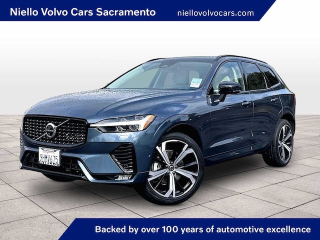 2024 Volvo XC60 Ultimate Dark Theme B5 AWD