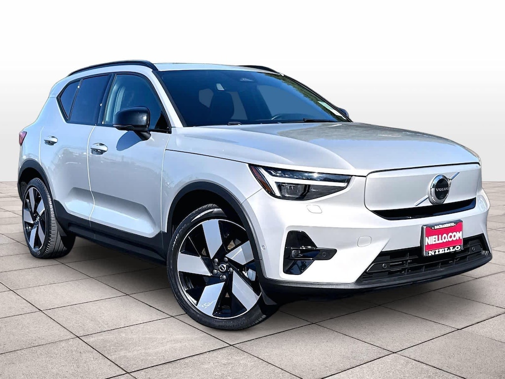 Certified 2023 Volvo XC40 Recharge Pure Electric Ultimate Twin eAWD