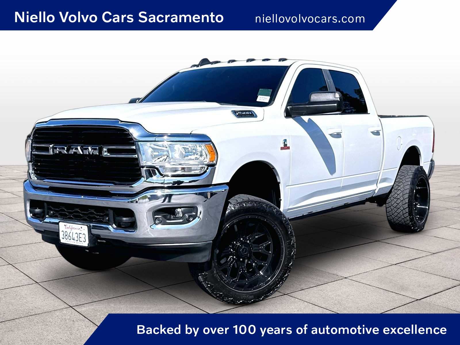 2021 RAM 2500 Big Horn 4X4 Crew Cab SWB's photo