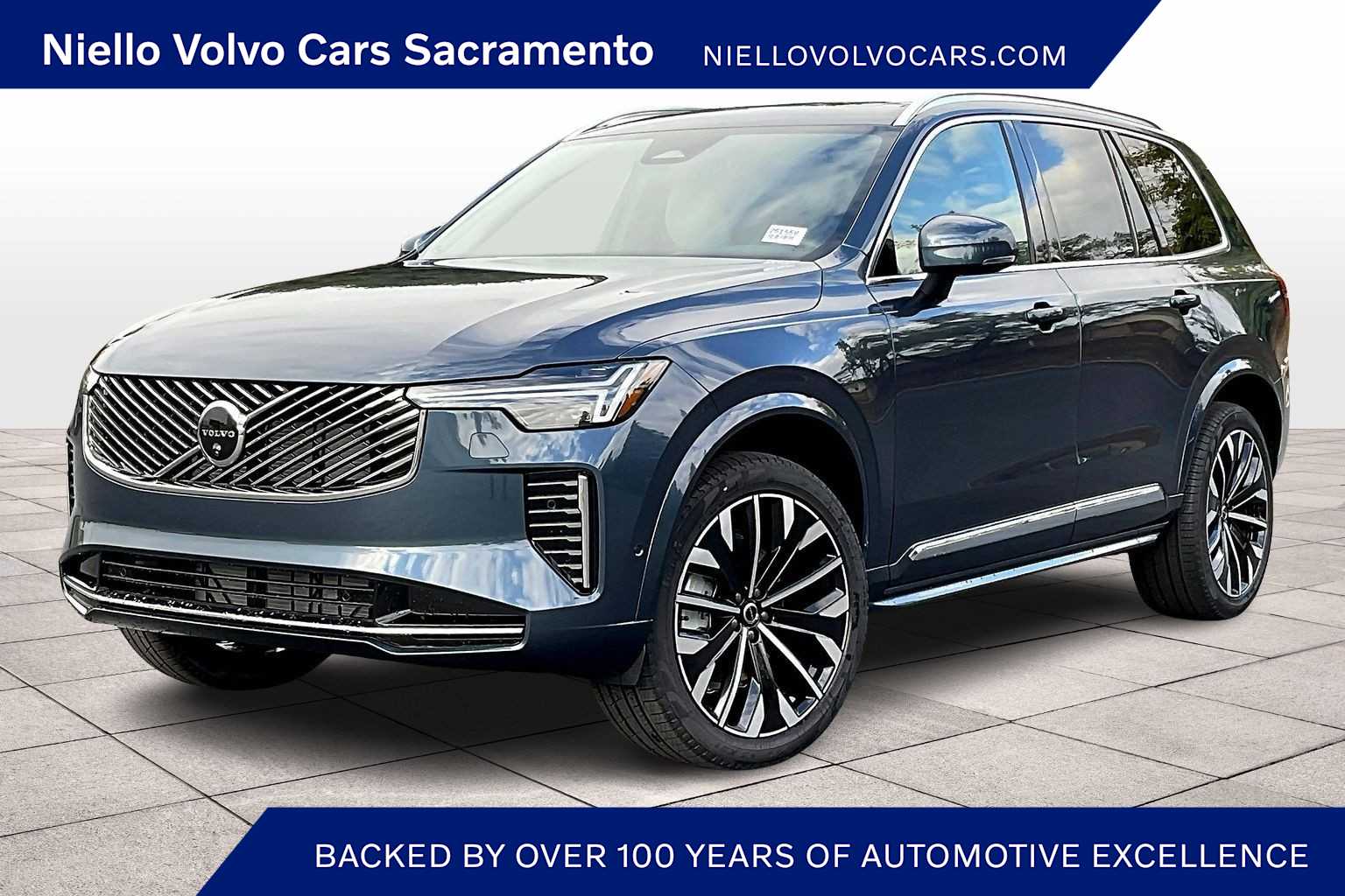 2026 Volvo XC90 Plus's photo