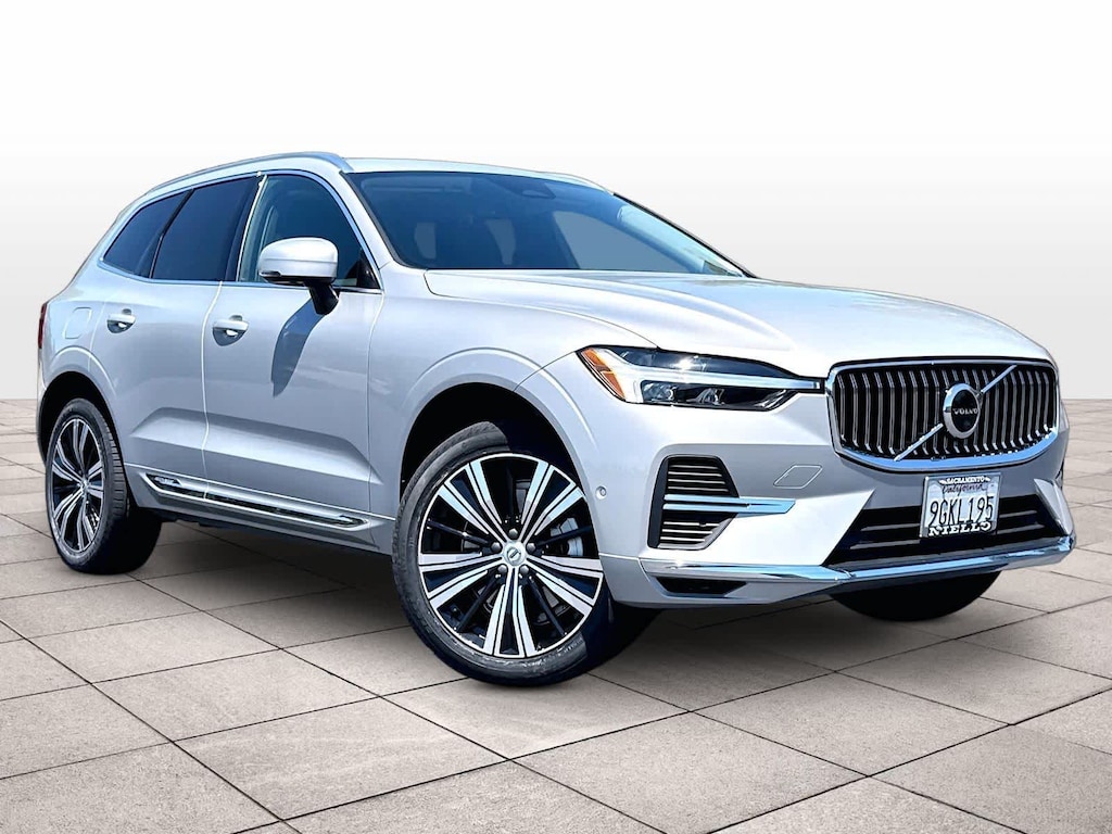 Certified 2023 Volvo XC60 Recharge Plug-In Hybrid Ultimate Bright Theme T8 eAWD PHEV