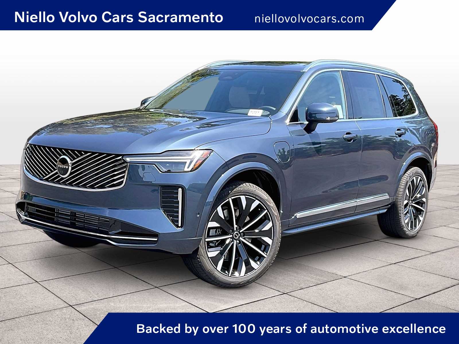 2026 Volvo XC90 T8 Recharge Plus Bright 7-Seat 4WD's photo