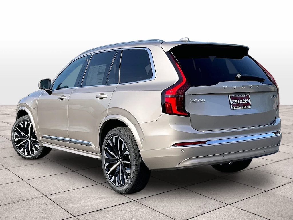 New 2026 Volvo XC90 plug-in hybrid T8 Plus 7-Seater SUV