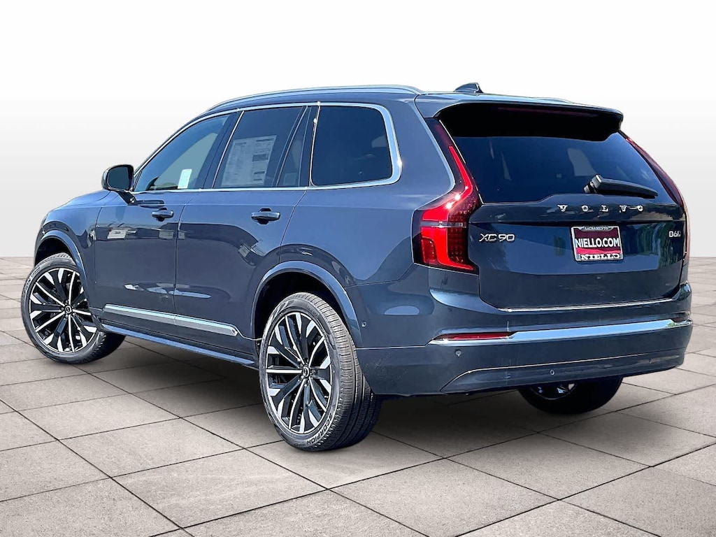New 2026 Volvo XC90 B6 Plus 7-Seater SUV