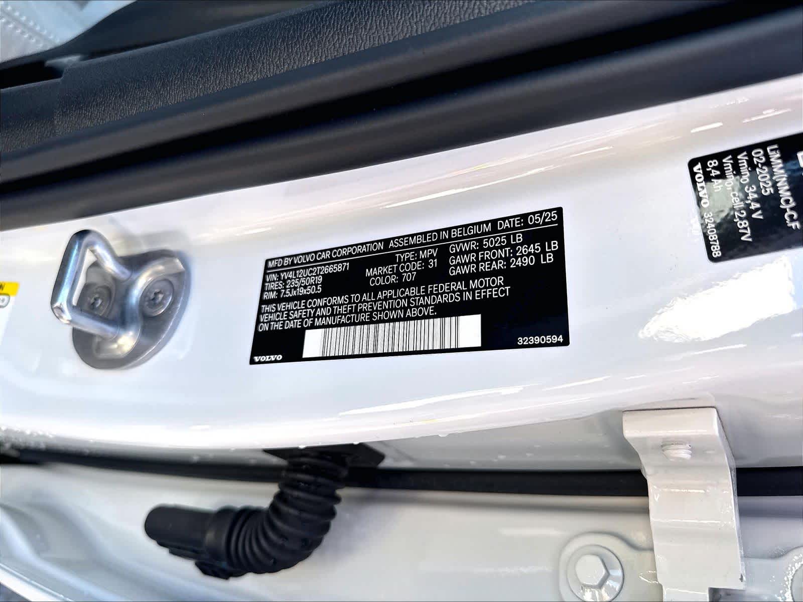 2026 Volvo XC40 Plus - Photo 34