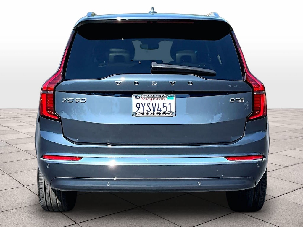 Certified 2026 Volvo XC90 Core B5 AWD 7-Seater