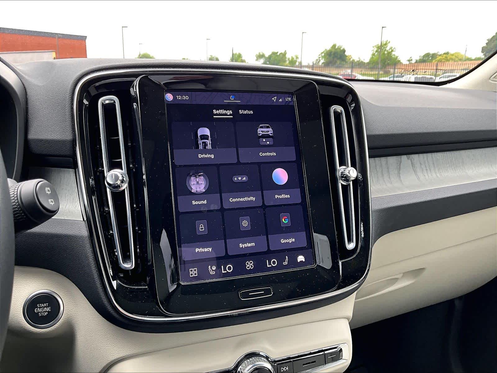 2026 Volvo XC40 Plus - Photo 37