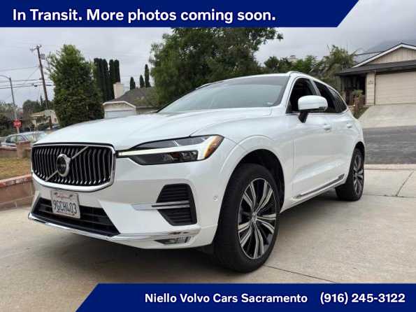 2023 Volvo XC60 Plus Bright Theme photo 1