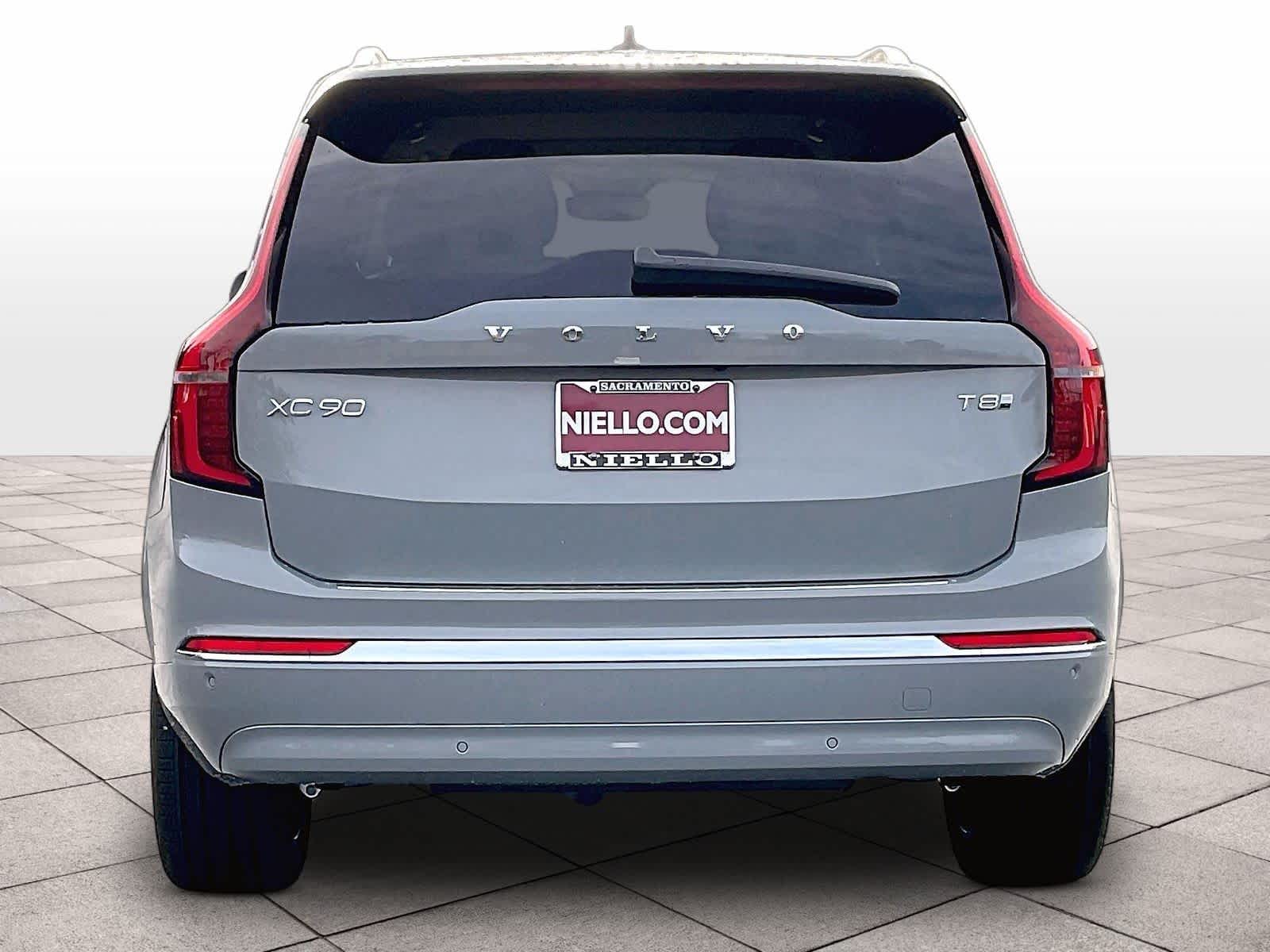 2026 Volvo XC90 plug-in hybrid T8 Ultra 7-Seater photo 5